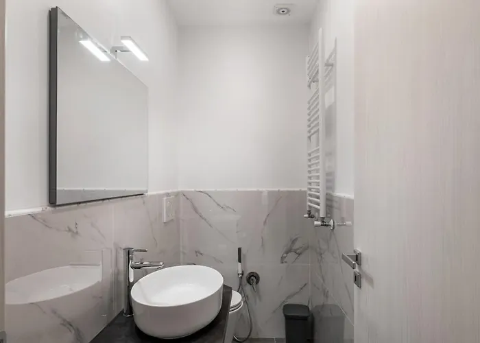 Apartment 4 Bedrooms, Luxury 5 Minutes From The Colosseum Jacuzzi *