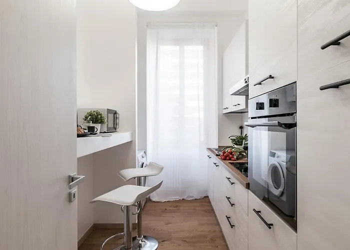 Apartment 4 Bedrooms, Luxury 5 Minutes From The Colosseum Jacuzzi *